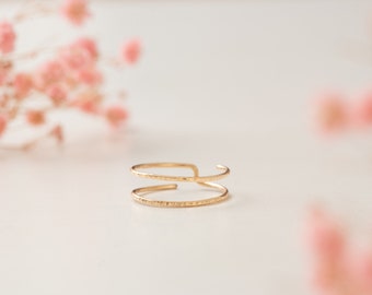 HONG KONG dainty ring in 14k gold filled, Gold chain ring, Minimalist ring