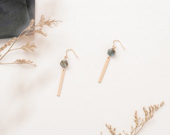 Boucles d'oreilles femme en Or Gold-Filled 14 carats et LABRADORITE, minimalistes et raffinées, boucles CROATIE