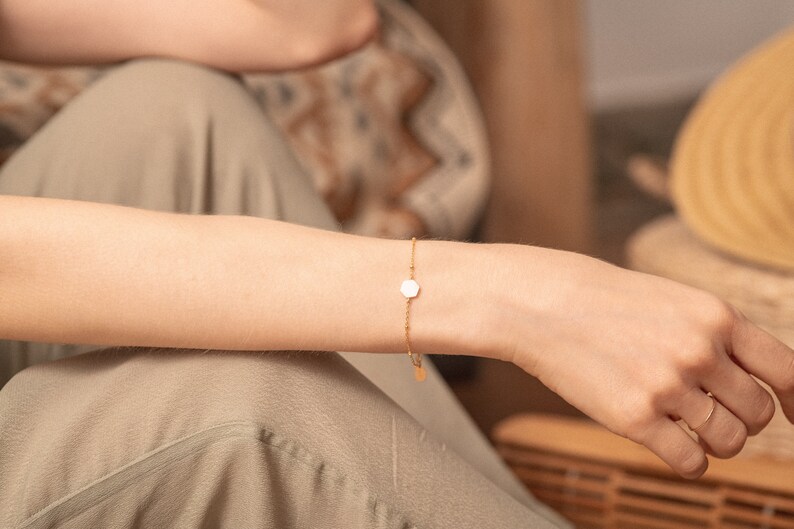 TAHITI Bracelet in 14k Gold-Filled with hexagonal white mother-of-pearl, elegant nacre Gold-Filled wedding bracelet image 5