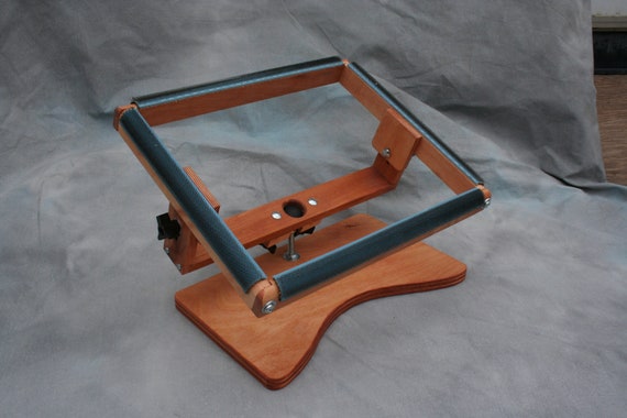 STAINED Swivel Rug Hooking Lap Frame | 11x14 Inside Hooking Area