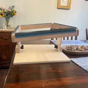 11x14&quot; Folding Rug Hooking lap frame!