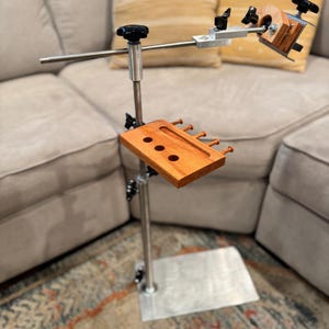K&#39;s Creations Metal Needlework Floor Stand