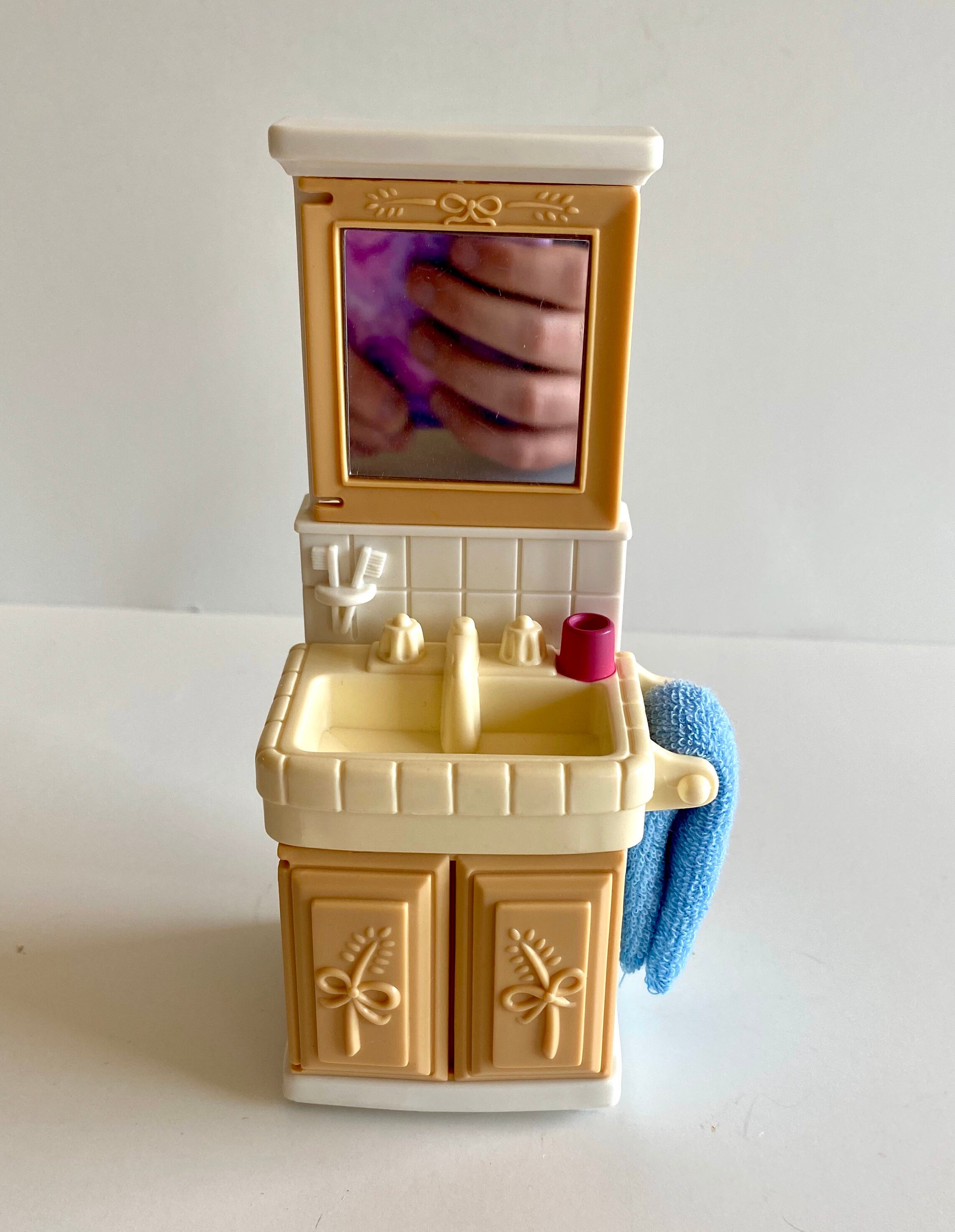 Pick-a-piece 1990s Loving Family Fisher Price Dollhouse - Etsy Israel