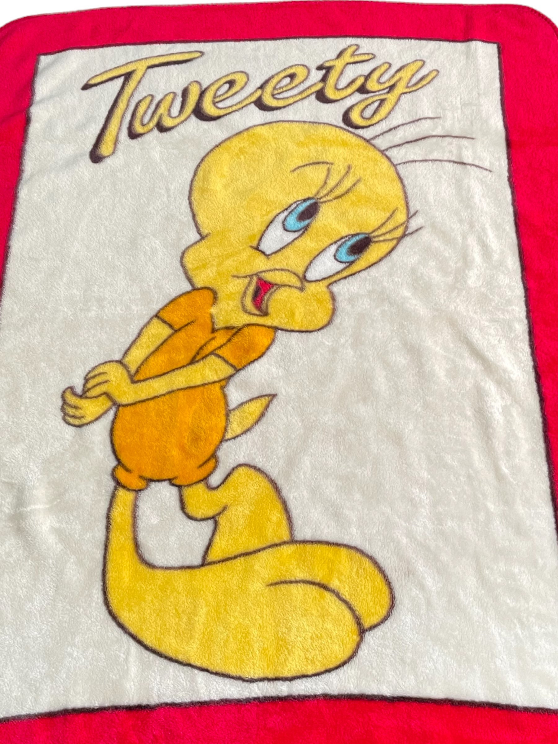 Tweety bird fleece blanket deals