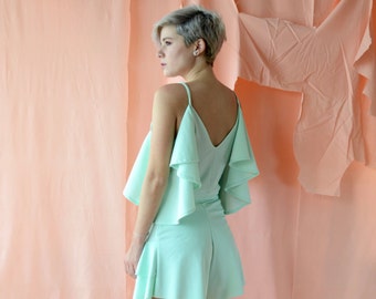 BUTTERFLY TOP