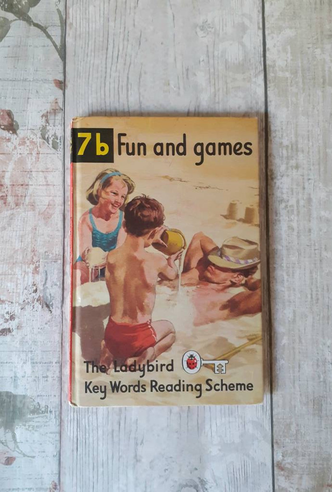 Ladybird 7B Fun and Games. the Ladybird Key Words Reading
