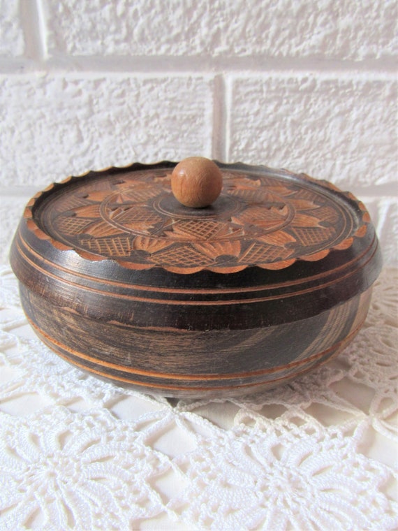 Hand Carved Wooden Box Vintage Round Bowl
