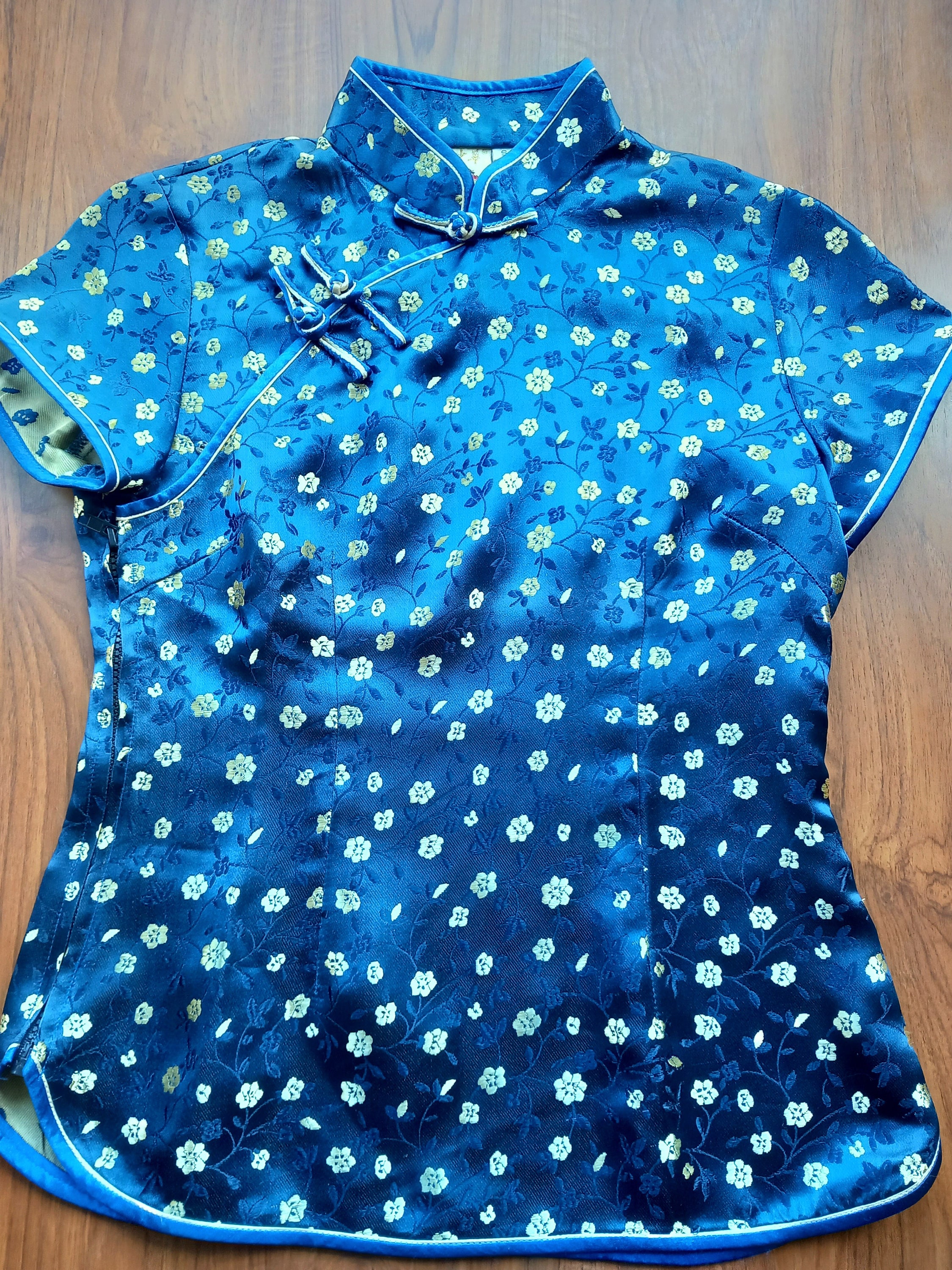 Chinese Style Blouse. Pretty Oriental Style Women's Top