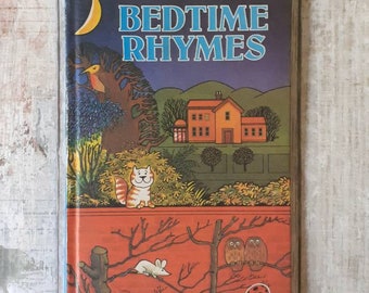 Ladybird Bedtime Rhymes. Vintage Ladybird Books. Ladybird Nursery Rhymes and Stories. Charming 1970's Ladybird Book. Lovely Illustrations.