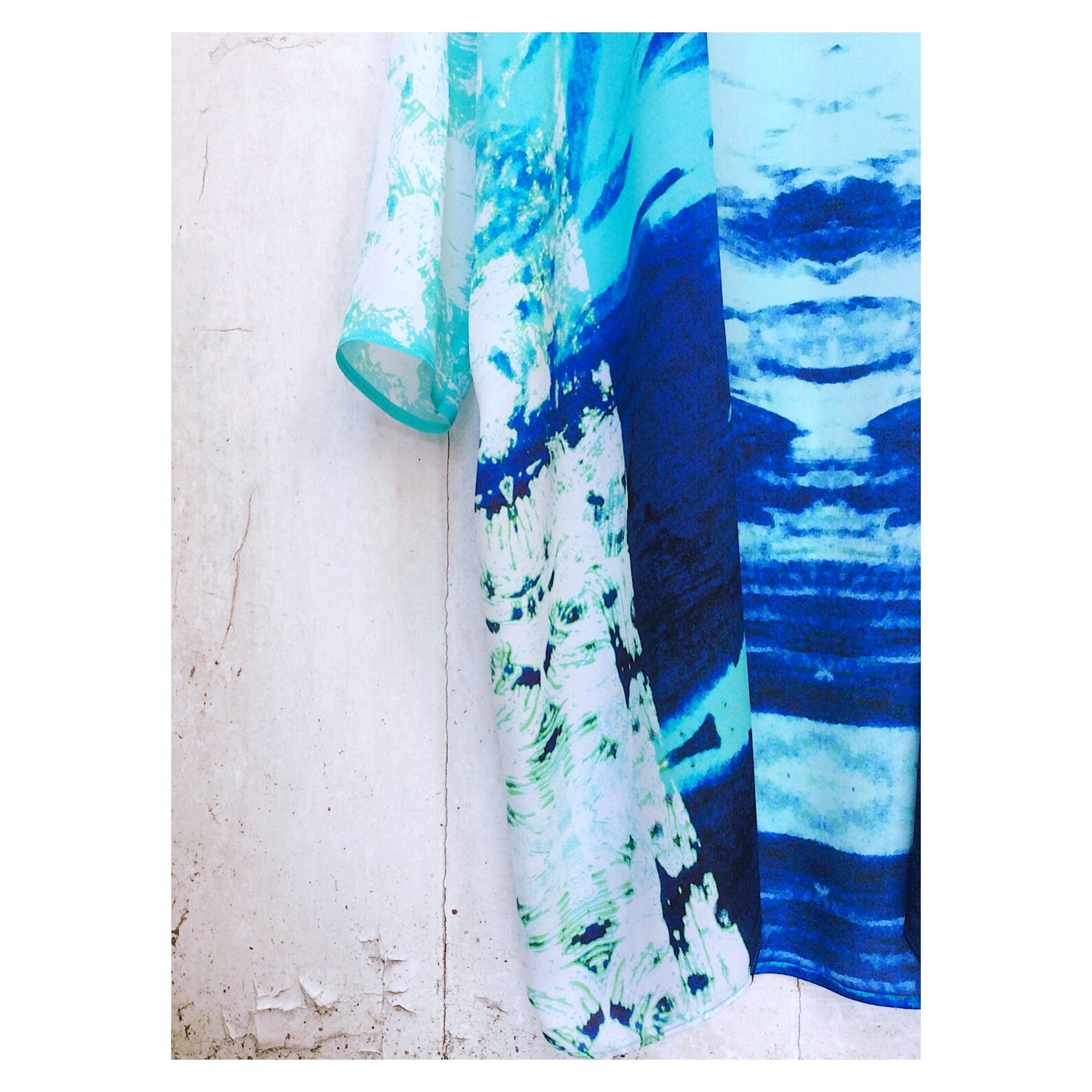 Turquoise Blue Mineral Abstract Brushstroke Floaty Summer Kimono Jacket ...