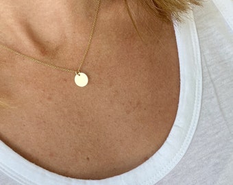 Gold Disc Necklace, 14K Gold Filled Circle Necklace, Dainty Everyday circle Jewellery, Disc Jewellery, Round Charm Necklace