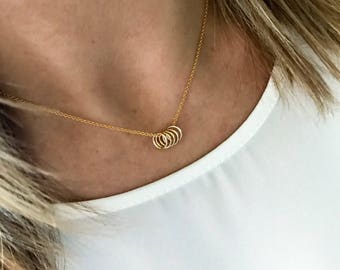 Five Gold Rings Necklace, 5 Circle Necklace, 14k Gold Filled Jewellery, Circle Charm Necklace 50th Gift, Sister Gift With Meaning Family