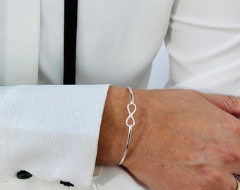 Silver Infinity Bangle, Sterling Silver Bangle, Infinity Gift, Stackable Bracelet, Endless Love Gift, Infinity Bracelet, Eternity Bracelet