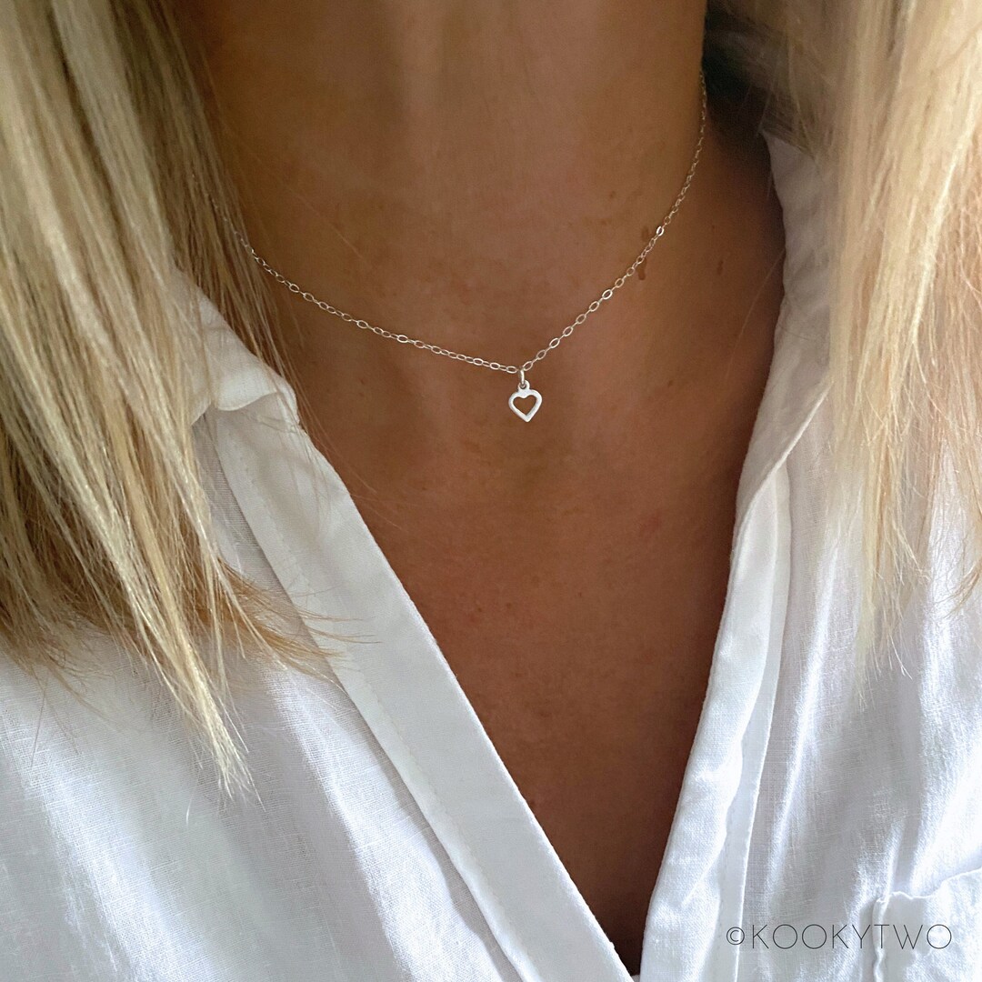 Uneven Heart Silver Necklace main image 1