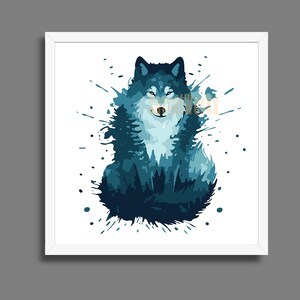 Könnte beinhalten: Ein gerahmter Kunstdruck mit einer Aquarellillustration eines Wolfes. Das Kunstwerk verwendet Blau- und Türkistöne mit einem Spritzeffekt um den Wolf herum. Der Wolf ist in sitzender Position dargestellt, mit detaillierter Fellstruktur.