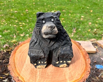 Chainsaw carved bear