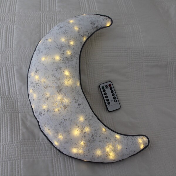 Moon Beam Pillow, (16") LED lights and remote control, glow pillow