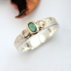 Emerald and White Sapphire three stone  gold and silver ring bezel setting wicker textured MADE TO ORDER