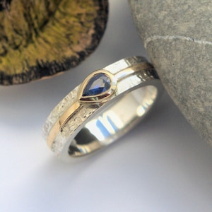 Blue Sapphire gold and silver solitaire ring-wicker textured band gold stripe shoulder accents-MADE TO ORDER