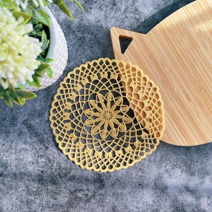 Yellow crocheted round doily, lace doily for autumn/home decor, table centerpiece, 7 inch doily for dream catcher, gift ideas, placemat
