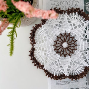 White crocheted round doily, lace doily for halloween/home decor, table centerpiece, 7 inch doily for dream catcher, gift ideas, placemat