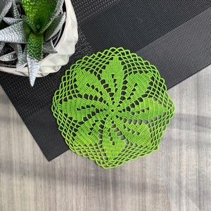 Lime crocheted round doily, lace doily for wedding/home decor, table centerpiece, 7 inch doily for dream catcher, gift ideas, placemat