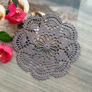 Gray crocheted round doily, lace doily for wedding/home decor, table centerpiece, 7 inch doily for dream catcher, gift ideas, placemat