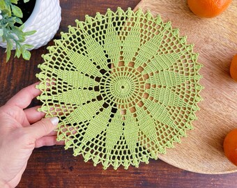 Light green crochet doily, lace doily, home decor doily, wedding table decor, napperon, tablecloth, handmade doilies