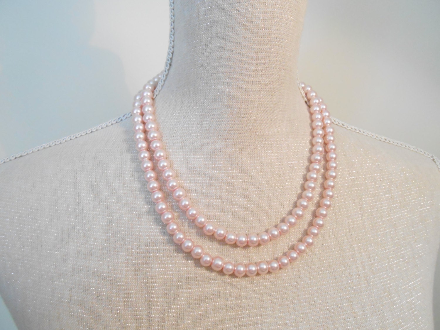 Light pink pearl necklace Clearance