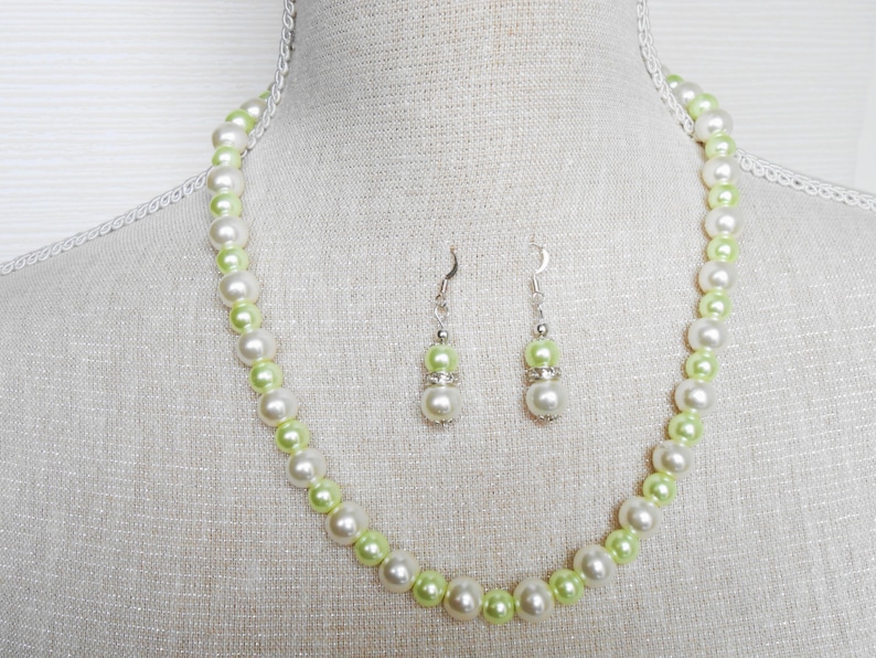 Pearl set Wedding jewelry Bridal jewelry Birthday gift Ivory and pale green pearl set Wedding set Gift for friend Wedding necklace