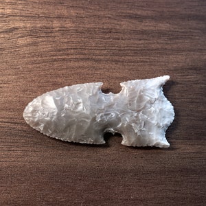 Greenstone Gallery - Handmade Flint Knapped Arrowhead by Mike Magee - mma001