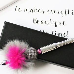 Stylo Pom Pom, stylo perlé, accessoires de bureau, planificateurs 2024, stylo de déclaration, stylo à encre, stylo embelli, NOUVELLE LISTE! 2024