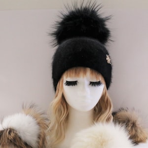 Fur Pom Pom Hat, Women&#39;s Cashmere Beanie with Detachable Genuine Fur Pom-Pom, Black Beanie with Natural Fur Pom, NEW FALL