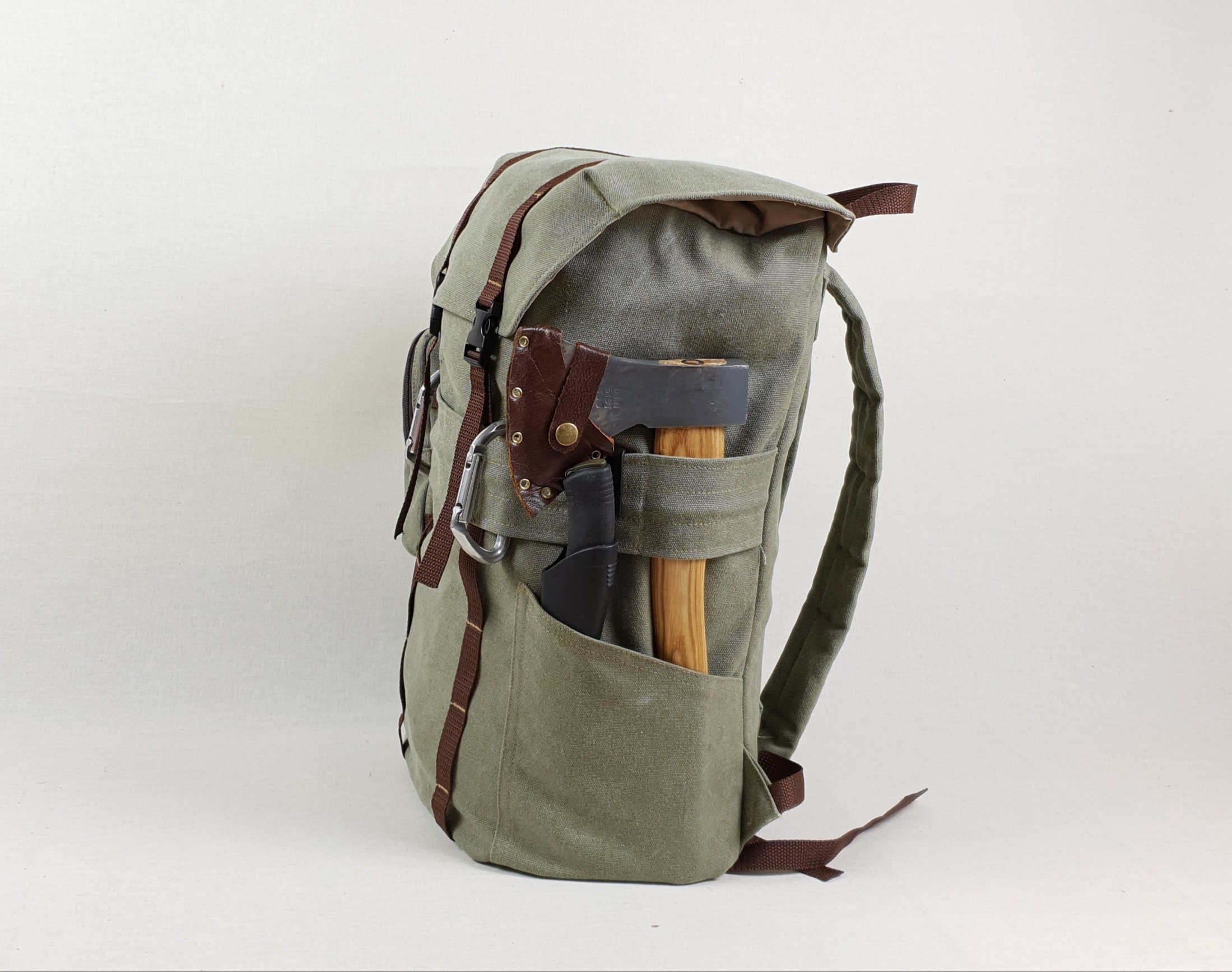backpack bushcraft