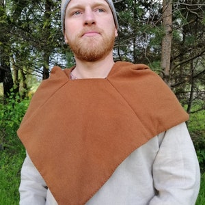 Viking woolen hood with lining, Early Medieval viking costume image 2