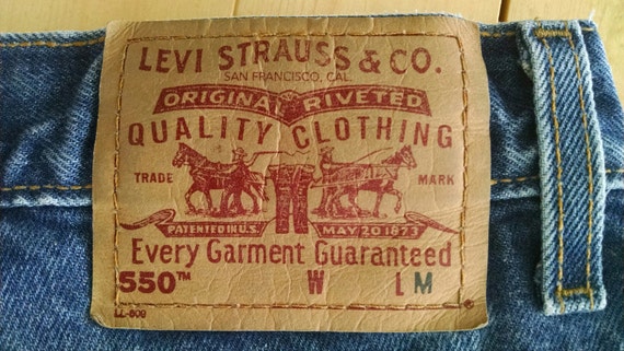 550 Levis /13 Leg Opening to Fit Inside 