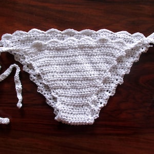 PATTERN bikini bottom size S, M, L