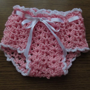 Crochet pattern diaper cover, newborn diaper cover pattern, infant crochet pattern, baby pants crochet pattern, newborn bloomers crochet