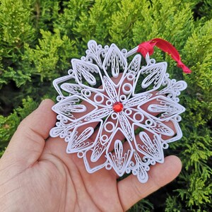 Fiocco di neve di Natale in carta, ornamento di fiocchi di neve quilled, decorazione dell'albero di Natale, fiocco di neve mandala, decorazione per le vacanze domestiche, regalo di Natale unico, carta