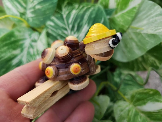 Paper Turtle 3D Fun Quilled Magnet, Unique Home Quilling, Notice