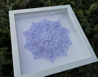 Wit gequilleerd papier mandala wanddecoratie, ingelijste papierkunst, handgemaakt geometrisch ontwerp, uniek