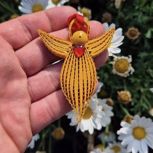 Angelo di carta dorato metallizzato, piccolo angelo quilling, angelo ornamentale quilling, decorazioni per la casa in carta, idea regalo unica in carta, quilling per tutte le occasioni