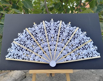 Decorazione da parete a ventaglio in carta quilling, mandala bianco boho 3D in quilling, decorazione di carta da appendere