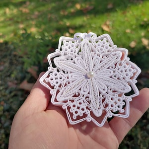 Ornamento natalizio in carta con fiocco di neve quilling, decorazione per albero di Natale, quilling di carta per le feste, regalo di Natale fatto a mano, Natale unico