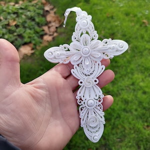 Paper Quilled Cross Ornament, Spiritual Home Decor, Unique Quilling Art, Birthday Wall Decoration, Religious Symbol Gift, Crucifix Decor