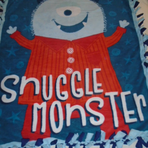 Brand New Snuggle Monster Double Sided Hand Tied Fleece Rag Blanket / Throw