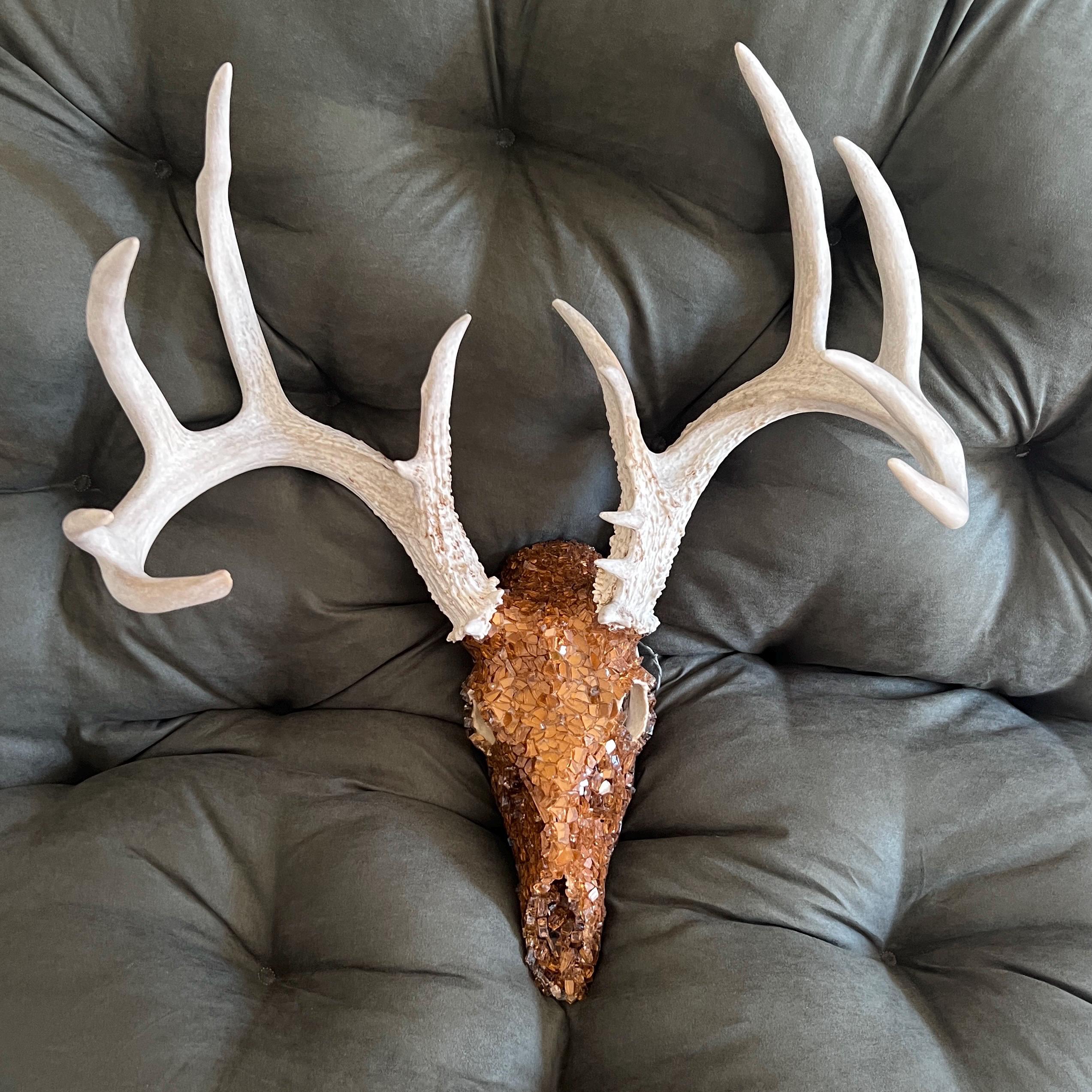 Bedazzled Deer Skull Art: Western Decor With Natural Horns  display picture 2