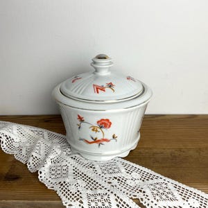 Vintage porcelain jar, storage jar, Silesian porcelain, sugar bowl, lidded jar, flower decoration, collector&#39;s item, old porcelain