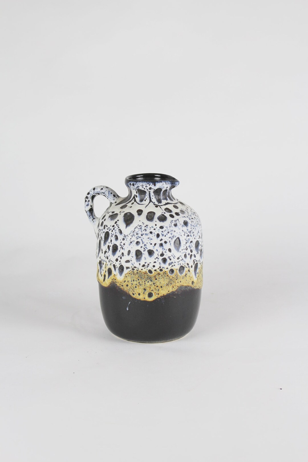 Bright Fat Lava Vintage Flower Vase, Ceramic Vase, Jug Vase Bright Fat Lava Vintage Flower Vase, Ceramic Vase, Jug Vase