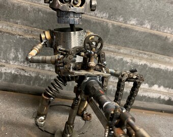 Piston figure machine gunner
